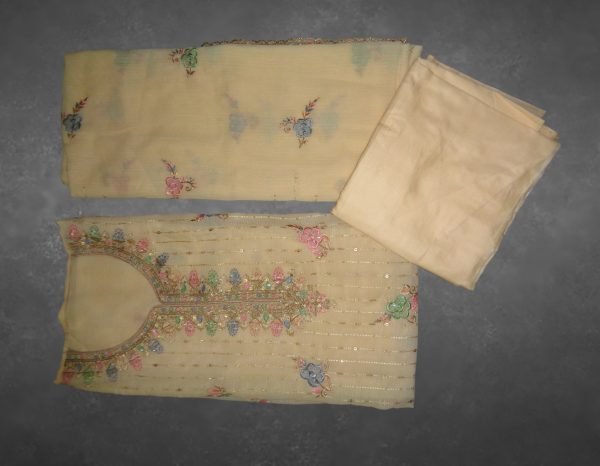এক্সক্লুসিভ - প্রিমিয়াম এমব্রডারি ডিজাইন থ্রী-পিস - Image 3